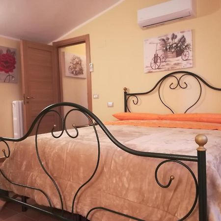 La Corta Di Spello Camere Exteriér fotografie